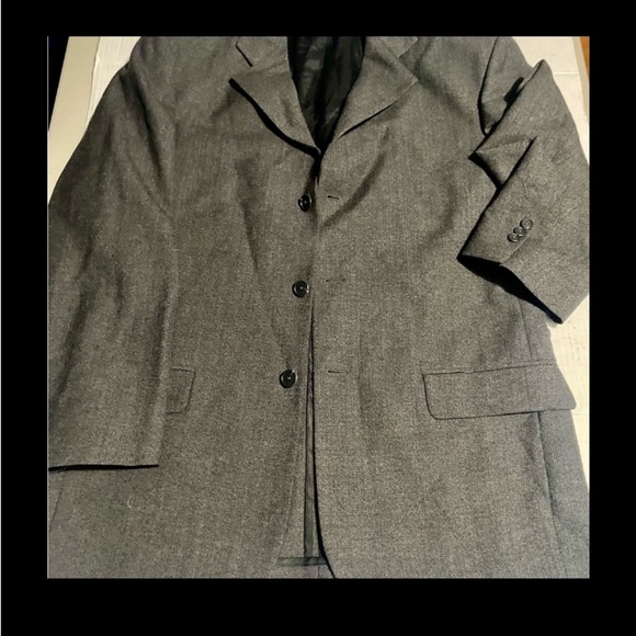 FIORAVANTI NEW YORK   Gray Slim-Fit Sport Coat with Subtle Pattern - Picture 1 of 16